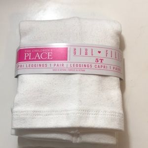 Capri white leggings